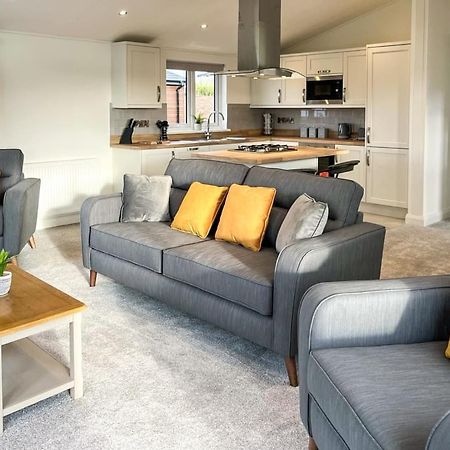 Rookery Manor Lodges Rooks Bridge Extérieur photo